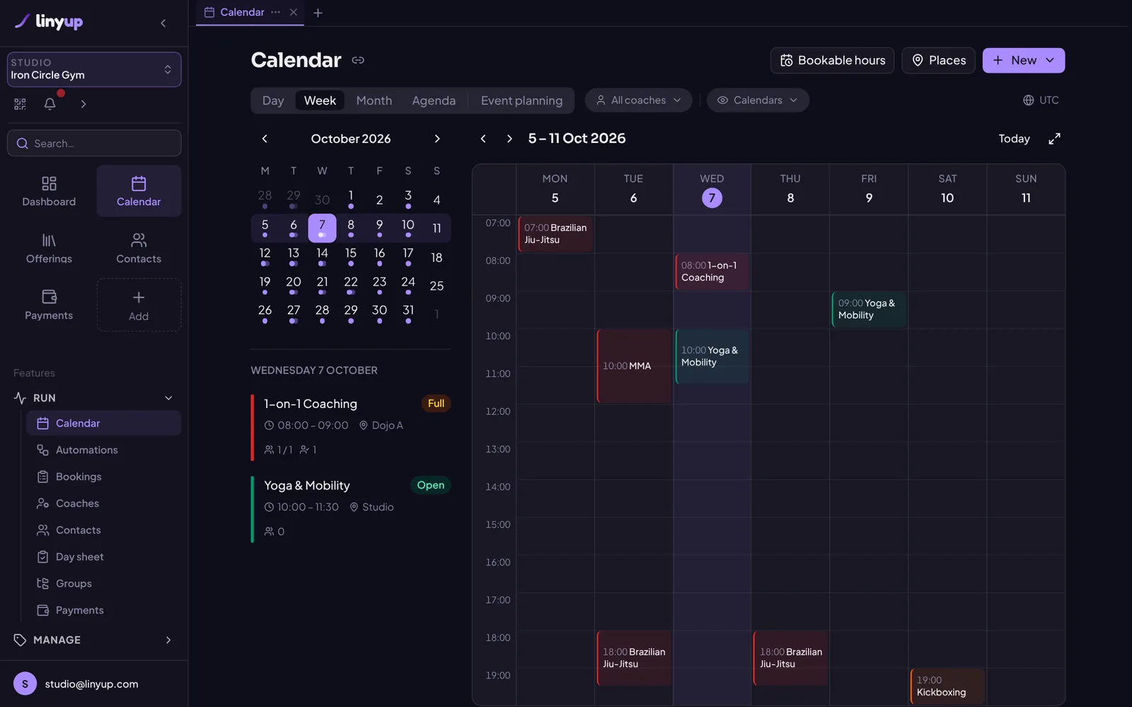 Week calendar with classes and appointments