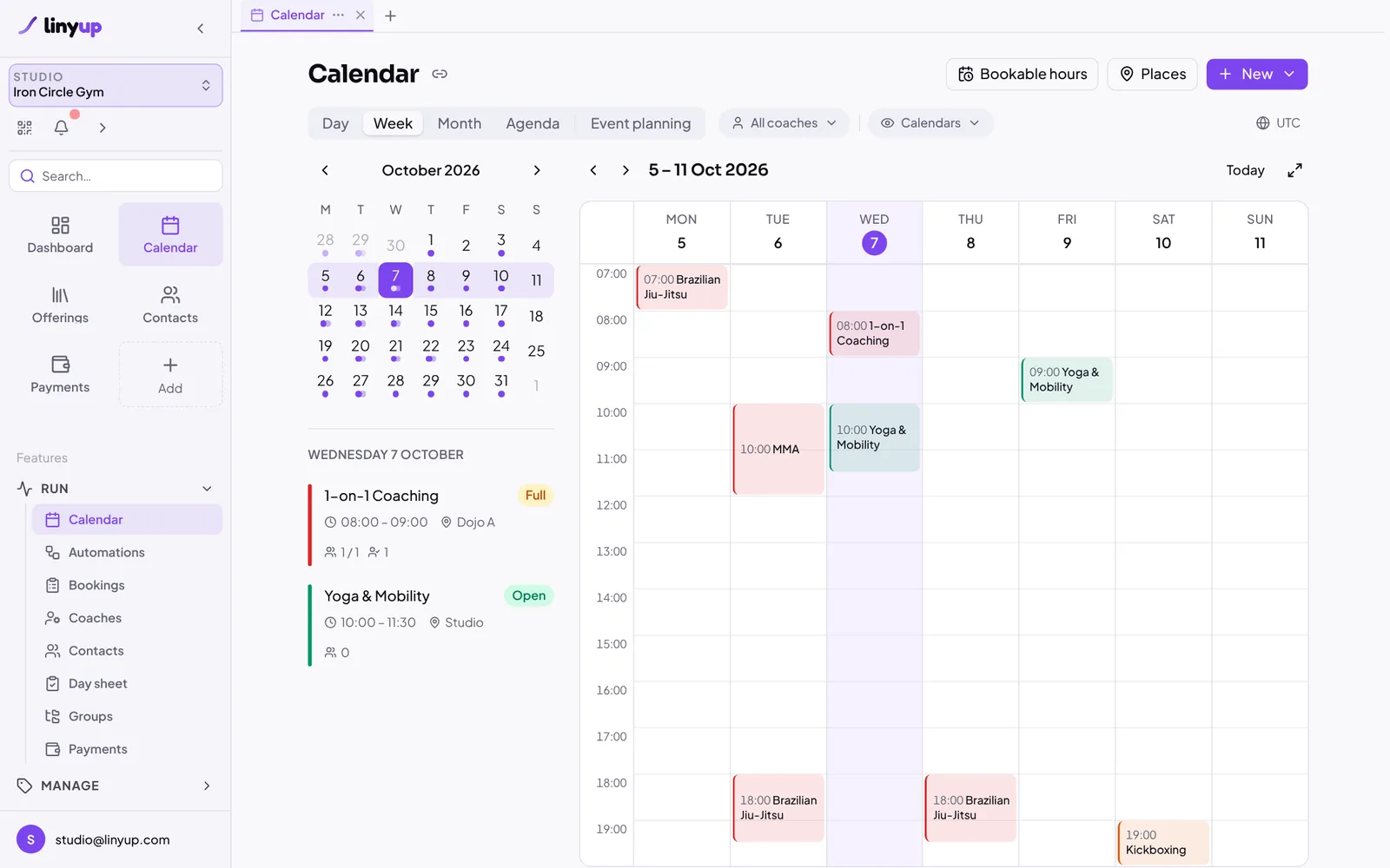Week calendar with classes and appointments