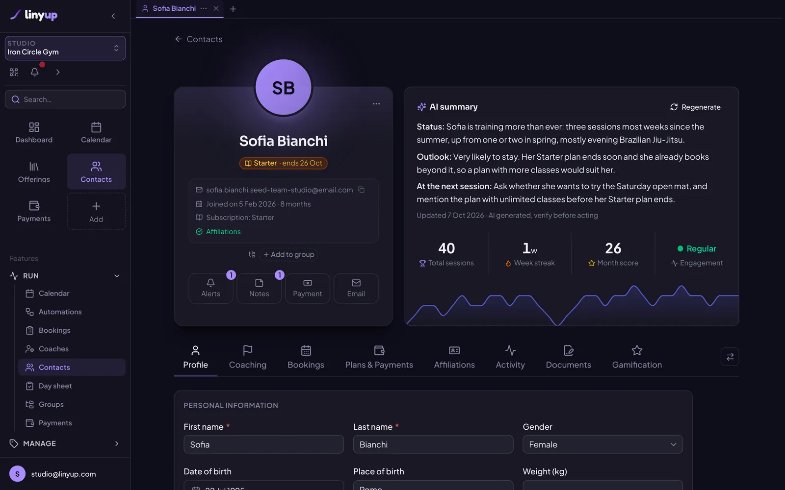 Contact page of Sofia Bianchi with an AI summary, stats and tabs